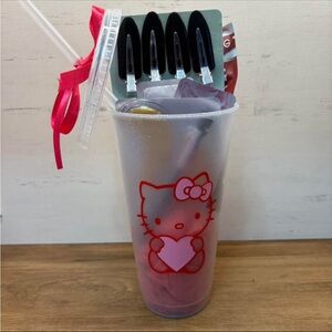 Hello Kitty Cup with Straw